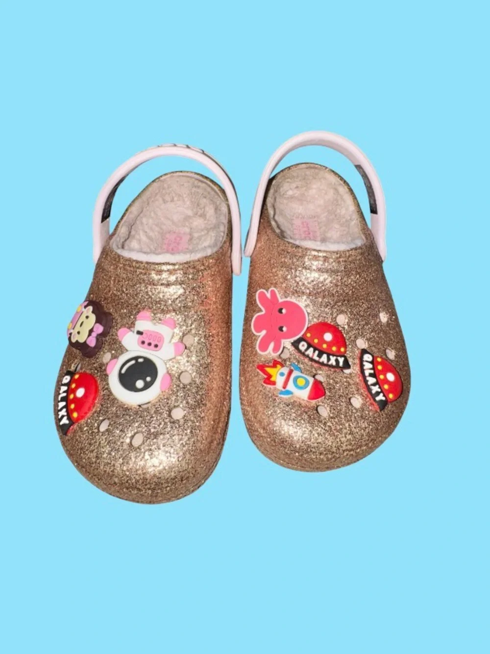 CROCS brand rose